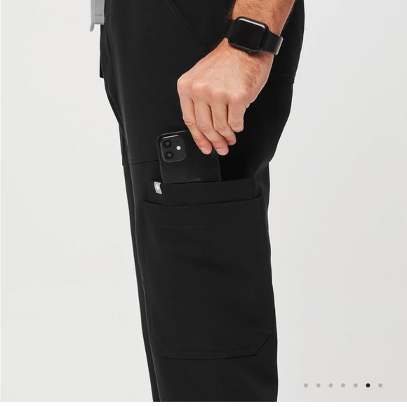 FIGS Scrubs Slim Cairo Cargo Scrub Pants™, Large - Picture 6 of 12